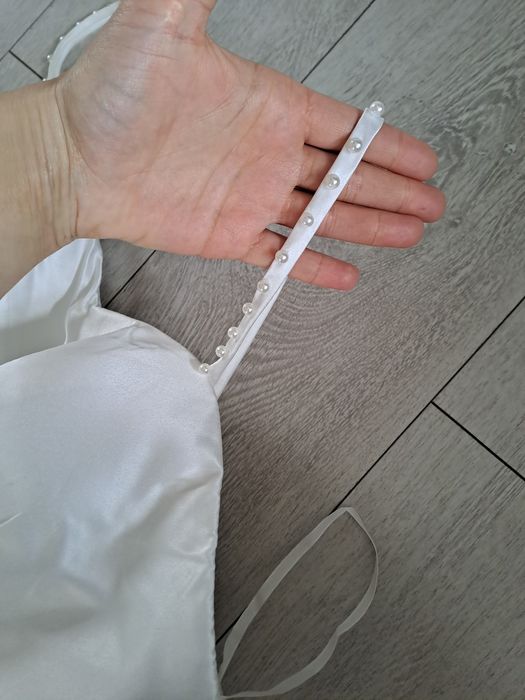 Suknia ślubna asymetryczna midi perełki gorset 40/42