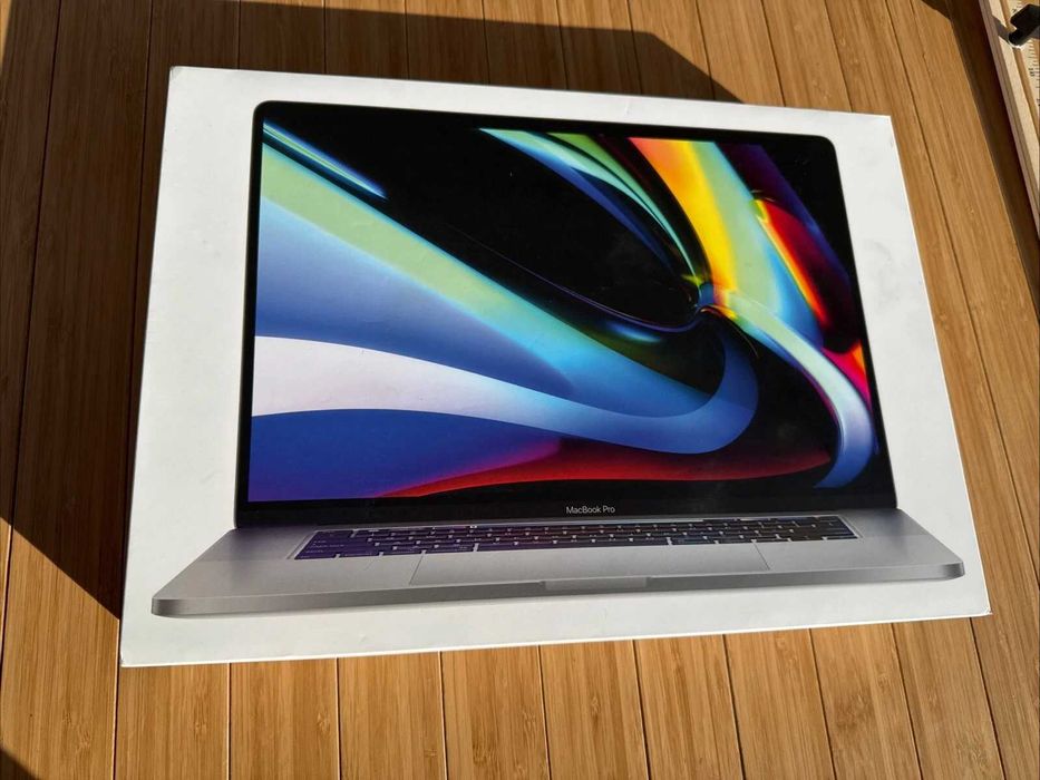 MacBook Pro 16" (2019) – 16 GB / 500 GB – Excellent condition64752406151043121