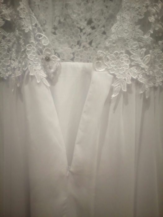 Suknia ślubna z welonem