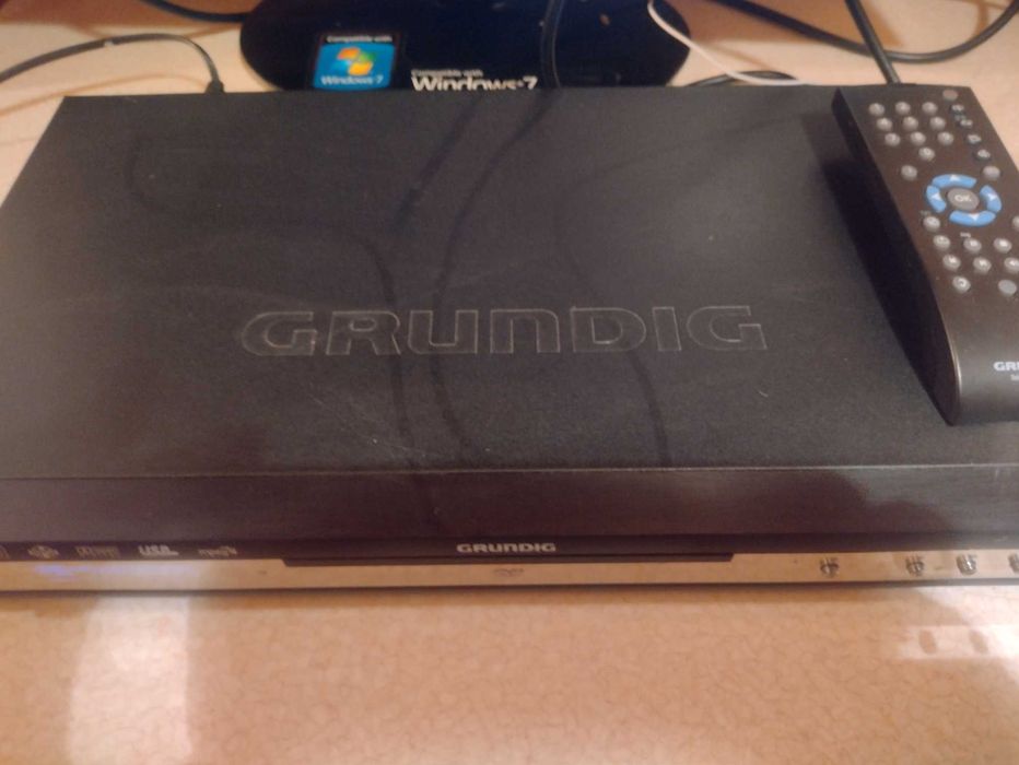 Odtwarzacz DVD GRUNDIG GDP3760