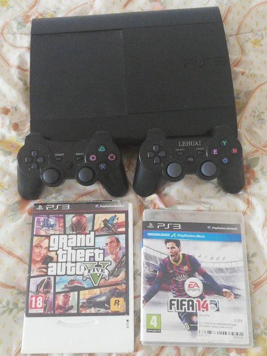 PS3+ 2 Controllers + 2 Games64741160184066120