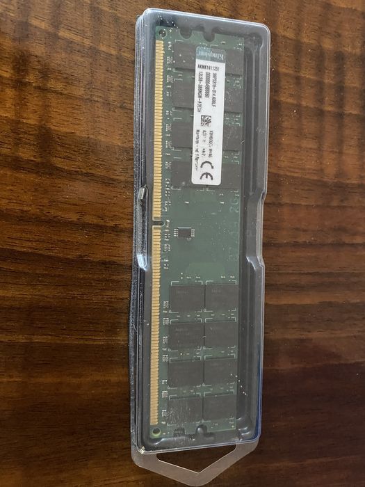 Продам модуль памяти