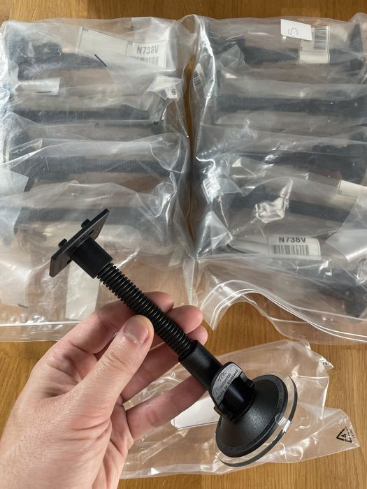 Przyssawka do nawigacji gps ramię wysięgnik