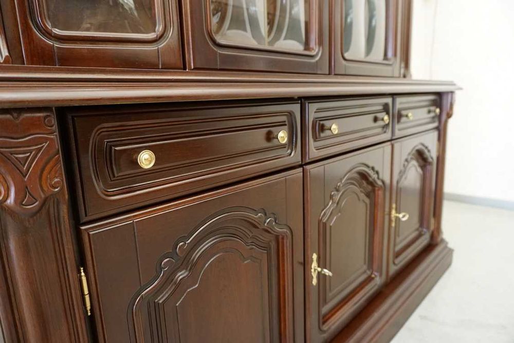 witryna z komodą mahoń mahoniowa podświetlana szer. 162   p-814  -20%