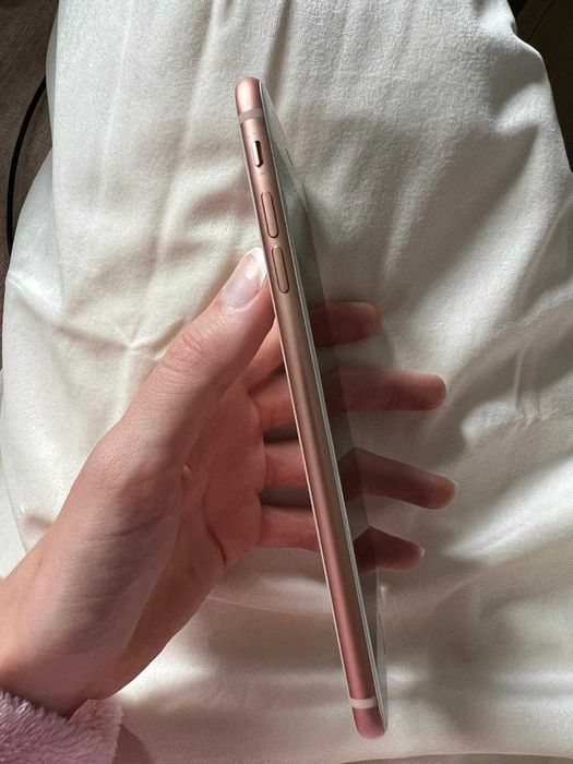 iPhone 8 Plus com capacidade de 256 gb