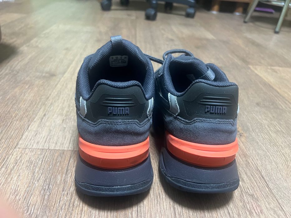 Кросівки Puma Mirage в ідеальному стані теплі на осінь