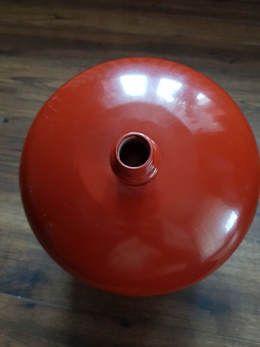 Zbiorniczek wyrównawczy 8l