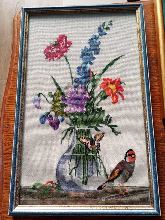 Вишита картина ручної роботи "Букет"