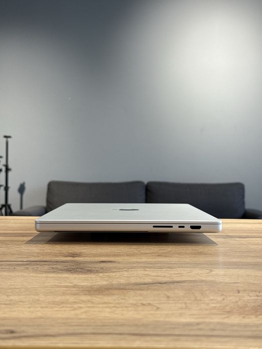 MacBook Pro 16 2023 M3 Pro 12/18gpu 36/512gb !! Гарантія від магазину !!