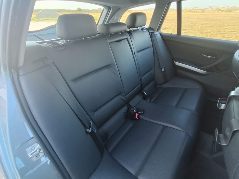 Vendo BMW 318d com 276.000km