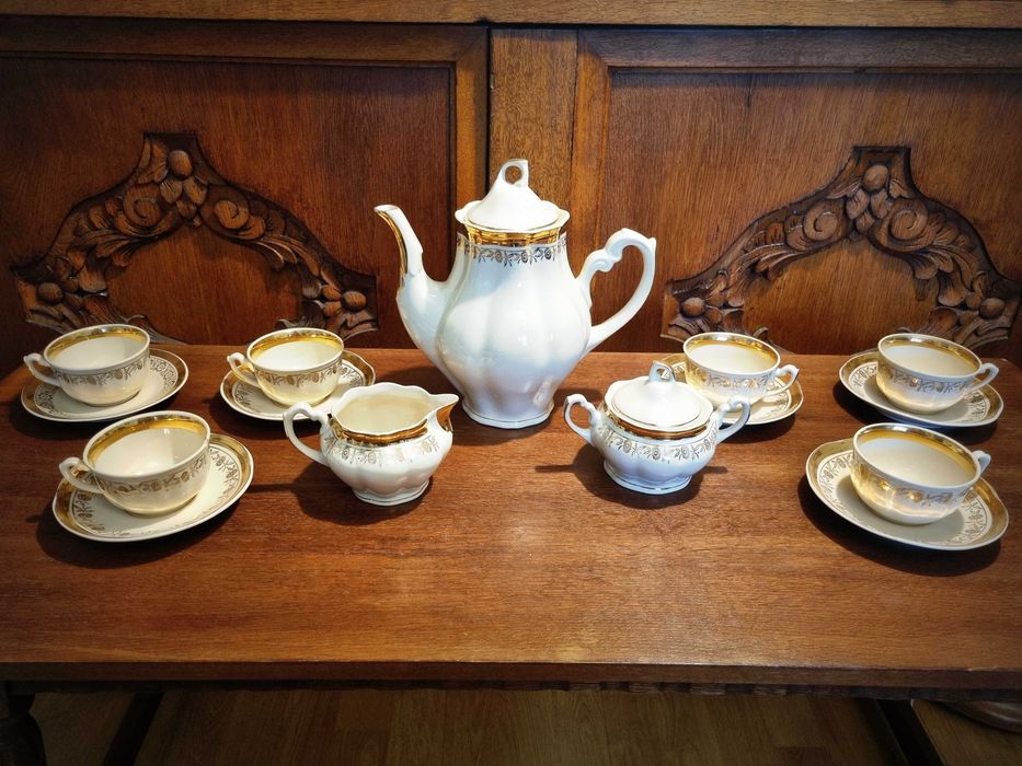 Serwis do kawy / herbaty Chodzież PRL - kolor ecru