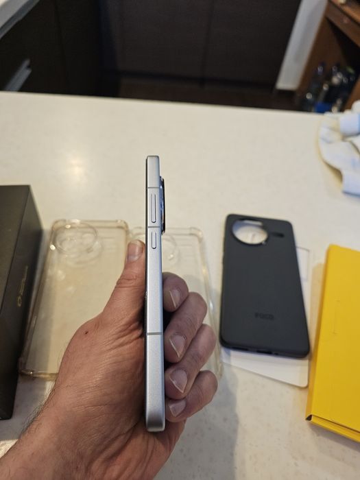 Poco F7 Pro 12/256 8gen3