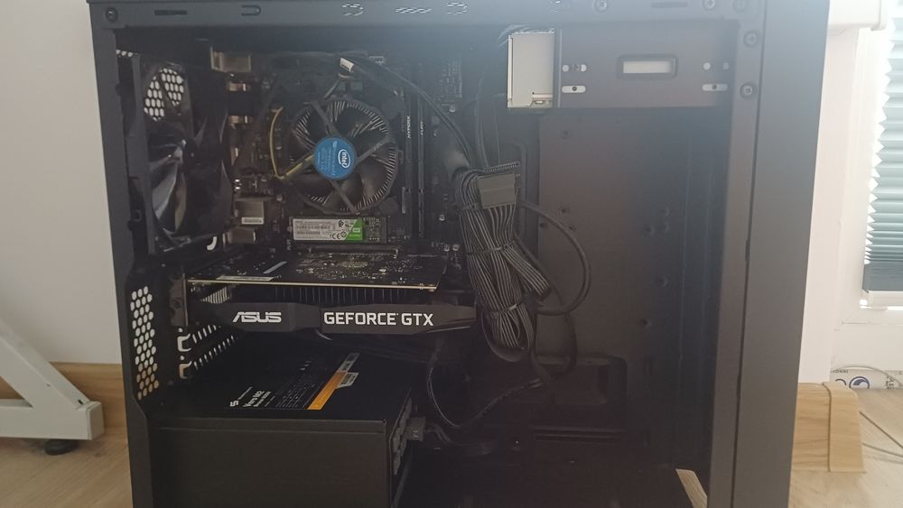 Komputer stacjonarny i7-8700k gtx1650 16gb ram ddr4