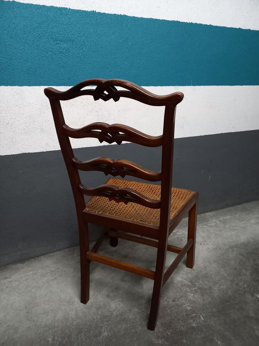 4 Cadeiras de sala de jantar