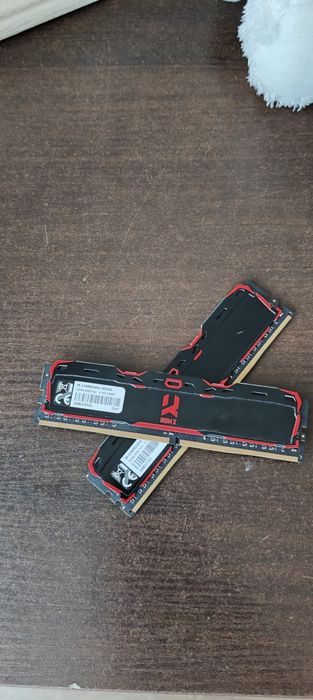 Pamięć RAM DDR4 2x8gb