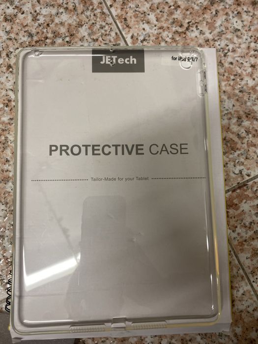 Capa JETech para iPad 10.2" (Gerações 9, 8 e 7) – Como Nova