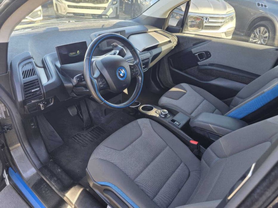 BMW i3      2019