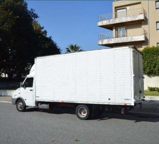 Mudanças e transportes