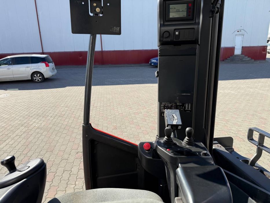 Продаж річтраків Linde R17X-03