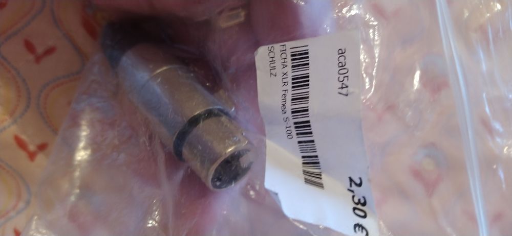 Fichas e adaptadores Novo