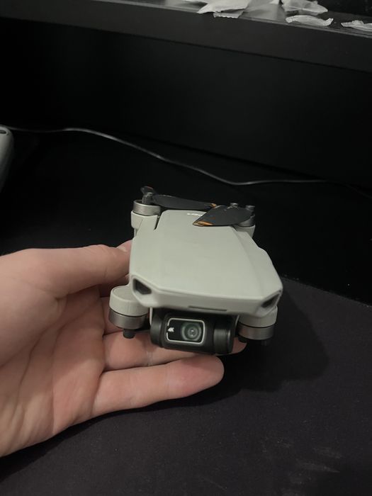 Dron DJI mini 2 Fly More Combo