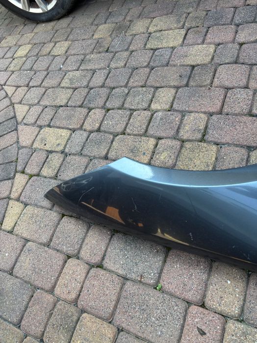 Błotnik prawy przód BMW e92 oryginał.