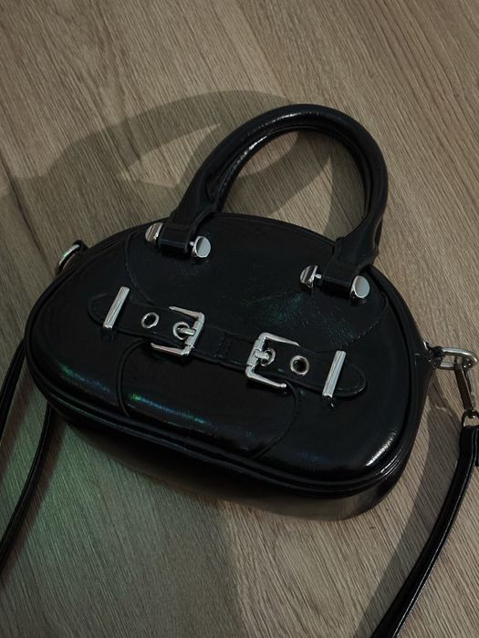 Лакова сумочка y2k