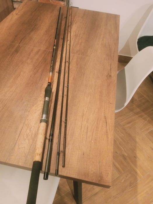 Sprzedam wędki wraz z kołowrotkami