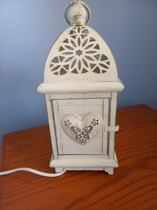 Lanternas antigas em chapa