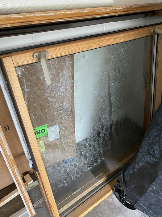 Okno dachowe Fakro po demontażu  114x118