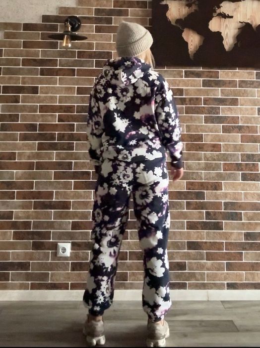 Спортивний костюм adidas