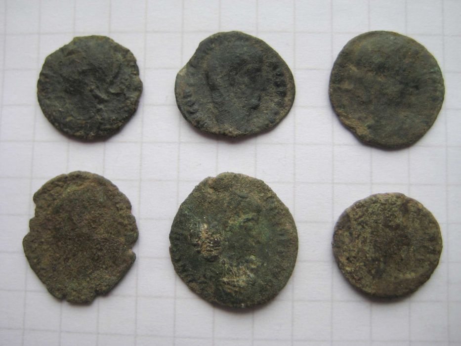 Античные и средневековые монеты (фоллисы, денарии, солиды)
