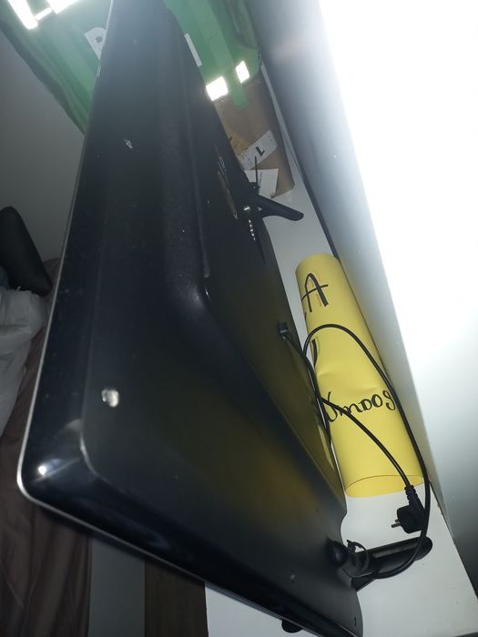 TV LG avariada. Pra sair Logo