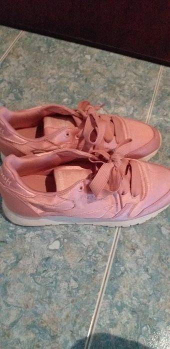 Tenis novos da Reebok