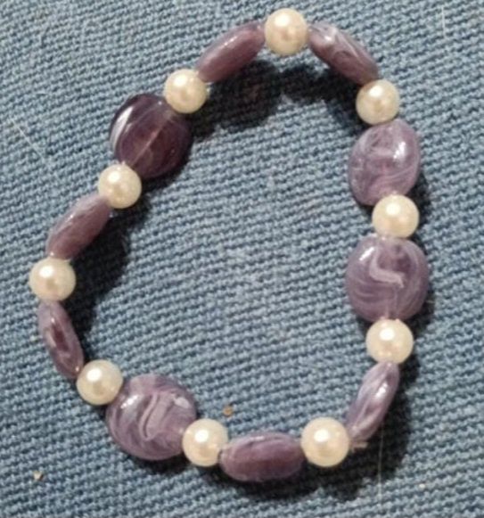 Pulseiras feitas à mão novas