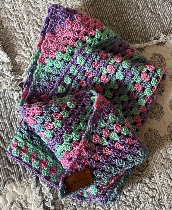 CHUSTA HAND MADE ręcznie robiona na szydełku