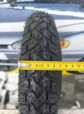Шина з камерою 3.00-10 шипована Тайвань на скутер SC TYRE-124