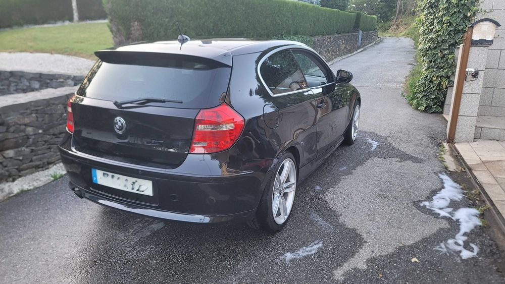Serie 1 E81 (2 portas) 118D 2010 LCI | Muitos Estimado