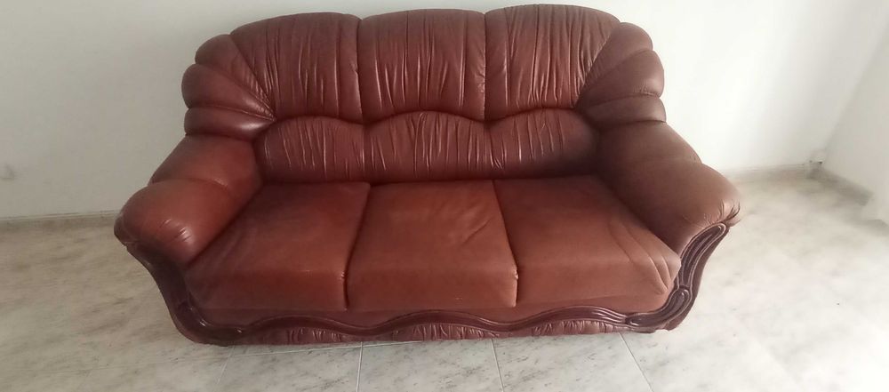 Conjunto 3 sofás em couro