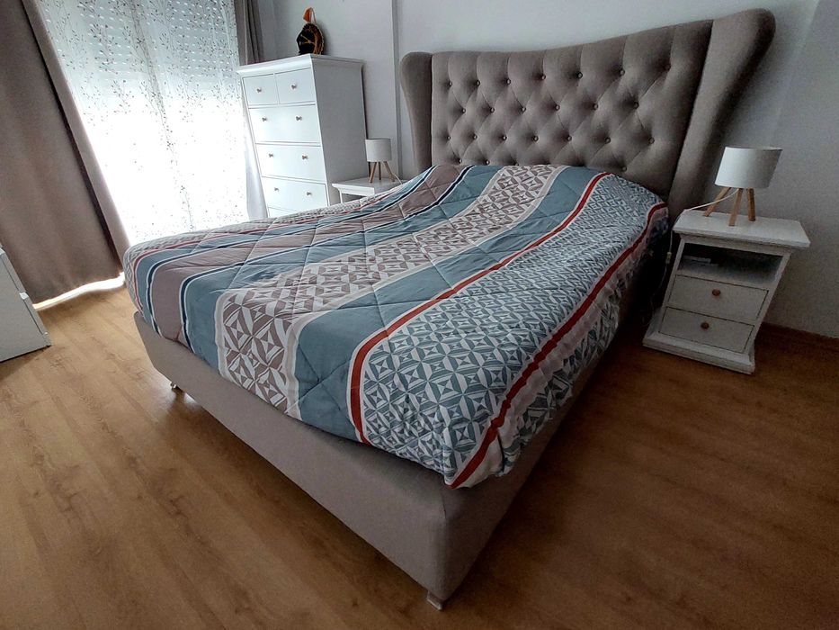 Cama casal com colchao de 150x190