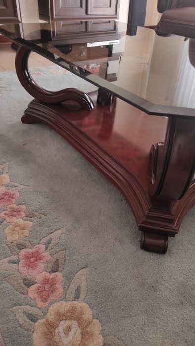 Mesa de apoio em madeira de cerejeira