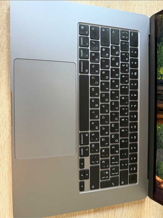 Macbook Air 15 M3 8/256