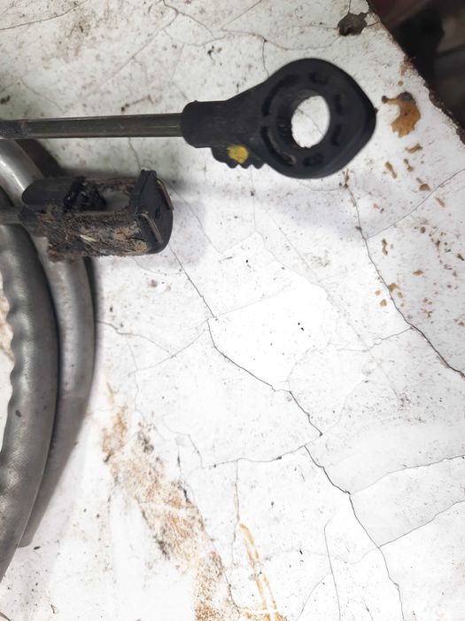 Троси куліси МКПП коробки передач Тойота Авенсіс т25 2.0 д4д