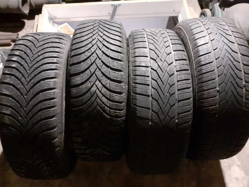 Komplet kół FORD KUGA MK1 zimowe alufelgi R16 215/65