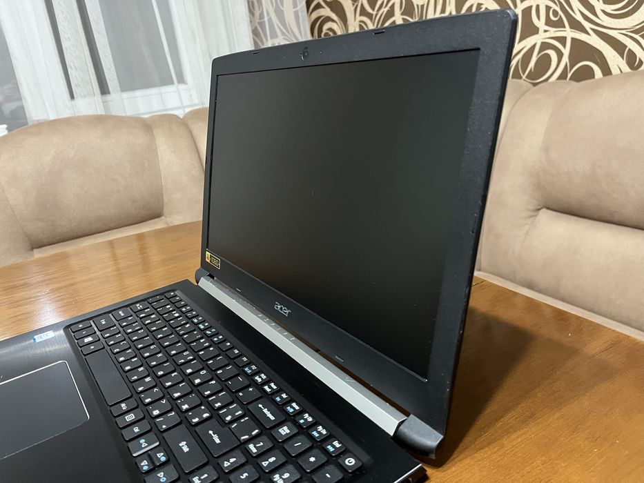 Ноутбук 15.6" Acer Aspire 5 на Intel i3-7100U с 8ОЗУ/256SSD/FullHD