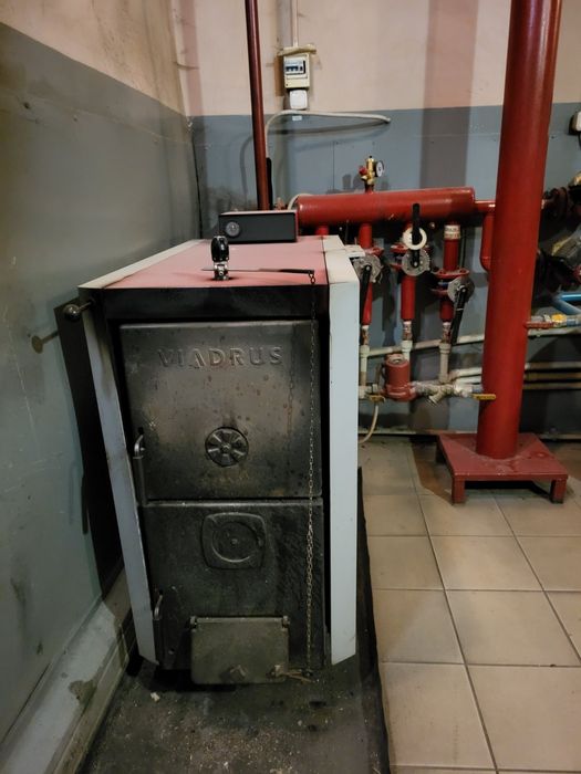 Прода  Помещение ул Харьковская, Ремонт, 27 сот земли