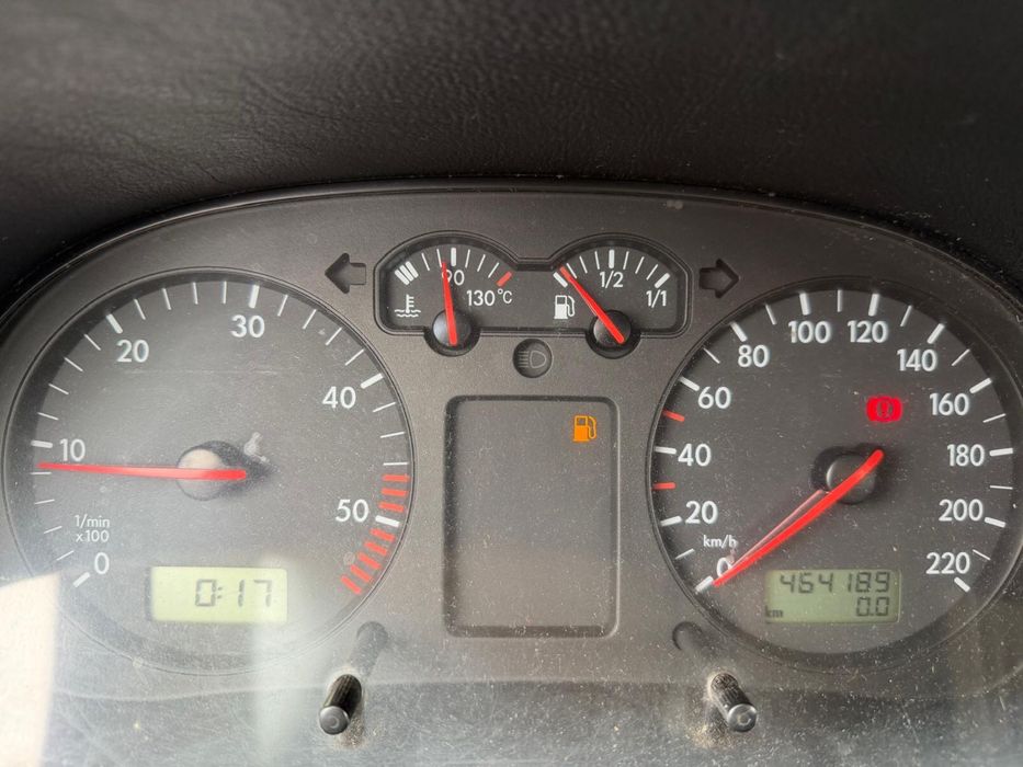 VW Golf IV 1.9TDi 110CV 25 Anos