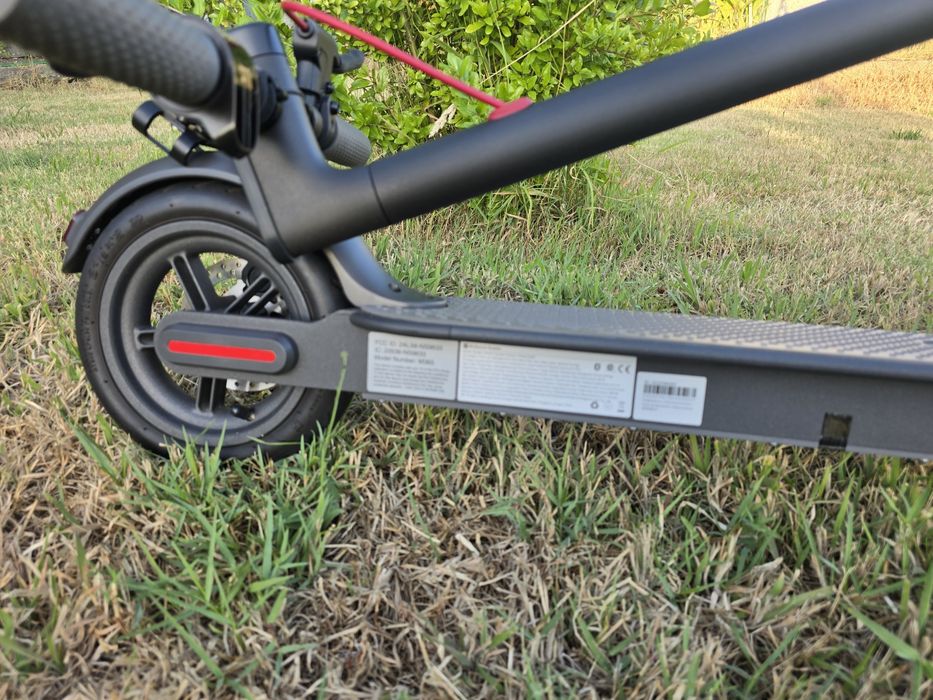 Trotineta Elétrica Xiaomi Mi Electric Scooter M365 - Como Nova