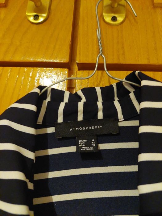 Camisa azul e branca Primark