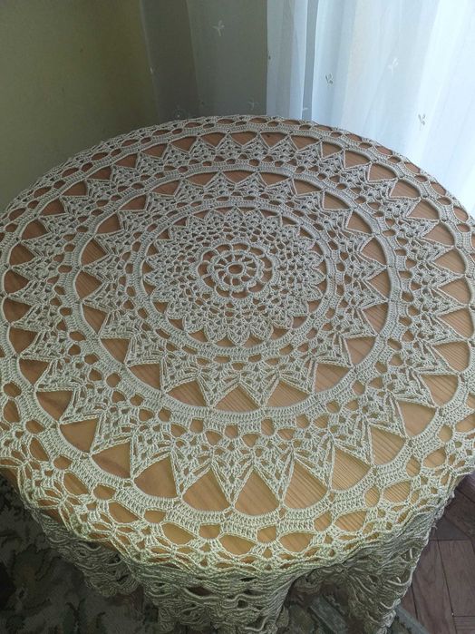 Toalha de renda feito à mão